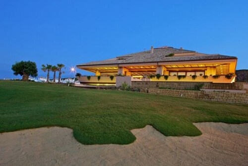 Deluxe Duplex Apartment in Residential Complex with Golf- Estepona