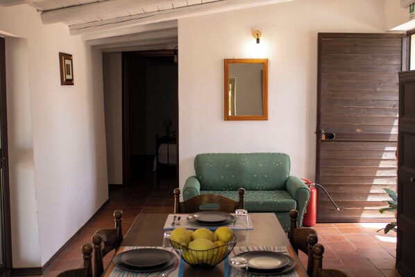 Dining - Rustic Villa with pool and wide view - Bellajo Farmhouse (Agrigento)