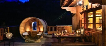 Chalet La Bulle Appt The Eagles 15 pers Sauna Jacuzzi Pool Tignes