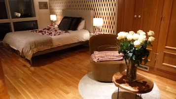 5 makuuhuonetta, silitysrauta/-lauta, vauvan matkasänky, ilmainen Wi-Fi