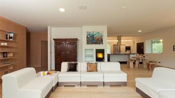 TV, fireplace, table football, ping pong