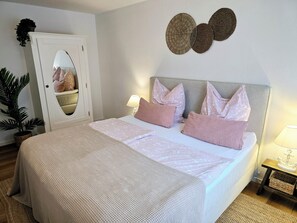 2 Schlafzimmer, Bügeleisen/Bügelbrett, kostenloses WLAN, Bettwäsche