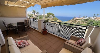 Appartement de luxe avec vue mer, 3 chambres, 2 salles de bain max.6 personnes.