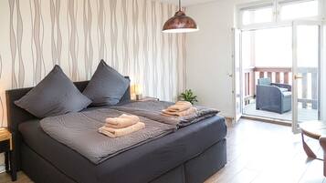 2 Schlafzimmer, Reisekinderbett, WLAN, Bettwäsche