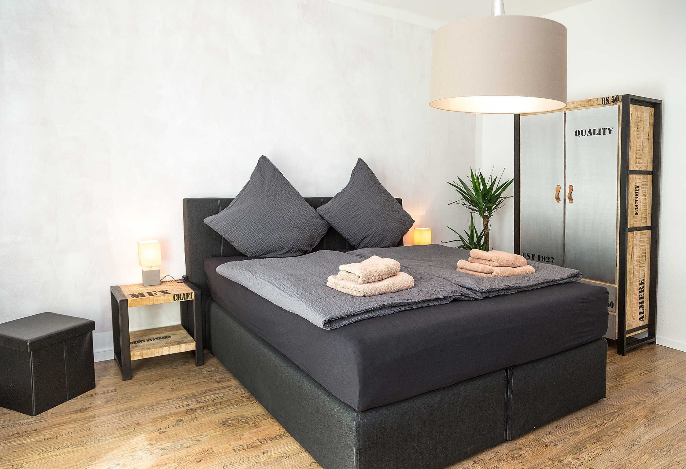 2 Schlafzimmer, Reisekinderbett, WLAN, Bettwäsche