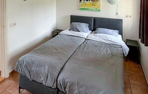 2 bedrooms, free WiFi