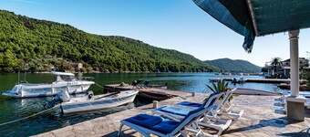 2 bedroom awesome apartment in Ston