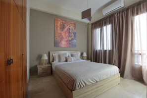 2 chambres, fer et planche à repasser, accès Internet, draps fournis