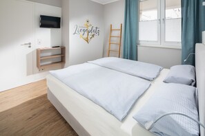 1 bedroom, in-room safe, travel cot, free WiFi