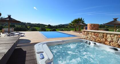 tranquila priv climatizada Spa Finca al turó. piscina panorámica sin hilos de Wifi Chimenea