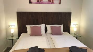 1 bedroom, free WiFi, bed sheets