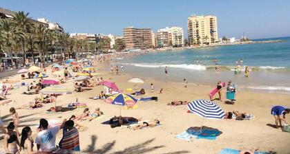 Stunning apartment in Torrevieja with WiFi
