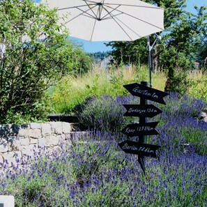 Exterior detail - Retro Holiday Apartment (Sipplingen)