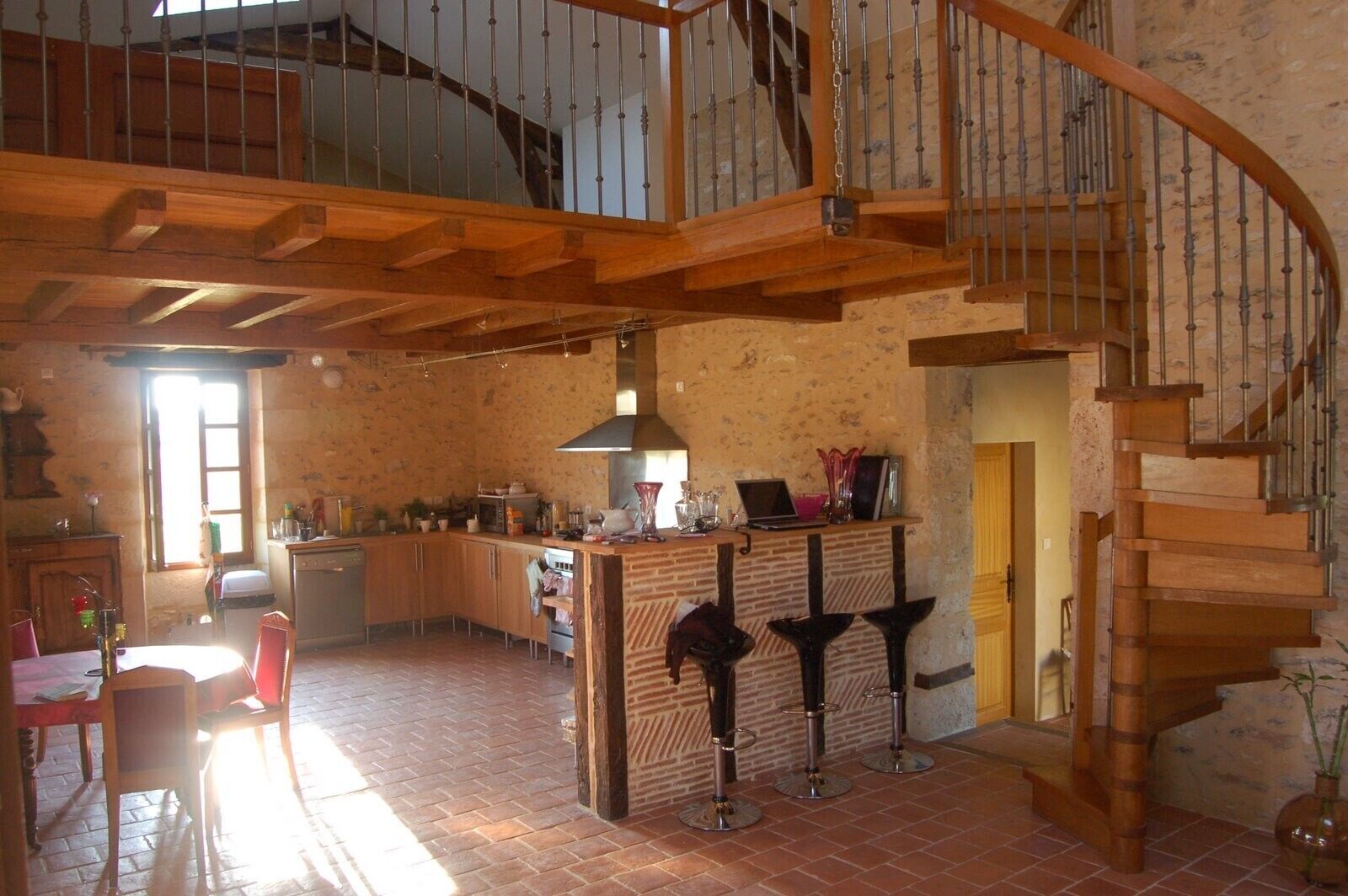BEAUTIFUL HOUSE IN PERIGORD - 5 BDR - PRIVATE POOL