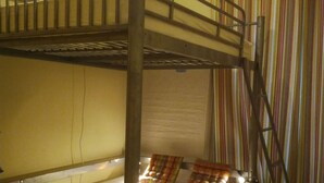 2 bedrooms, iron/ironing board, WiFi (free) - Centre Cauterets, appartement 72m2 pr 7 personnes (Cauterets)