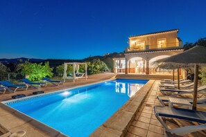 A heated pool - Beautiful Villa Botin, 9 Pers, Heated pool, Wifi, BBQ,Petfriendly, magnific view (Comares)