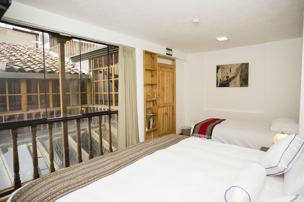 Triple Room | In-room safe, WiFi (free)