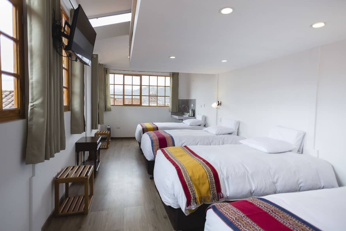 Family Room, Multiple Beds, Non Smoking | In-room safe, WiFi (free)