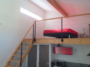 1 bedroom, iron/ironing board, travel crib, WiFi