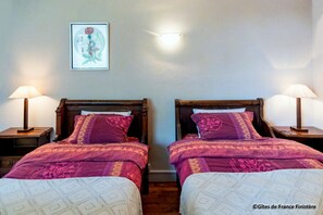 4 Schlafzimmer, Bügeleisen/Bügelbrett, WLAN