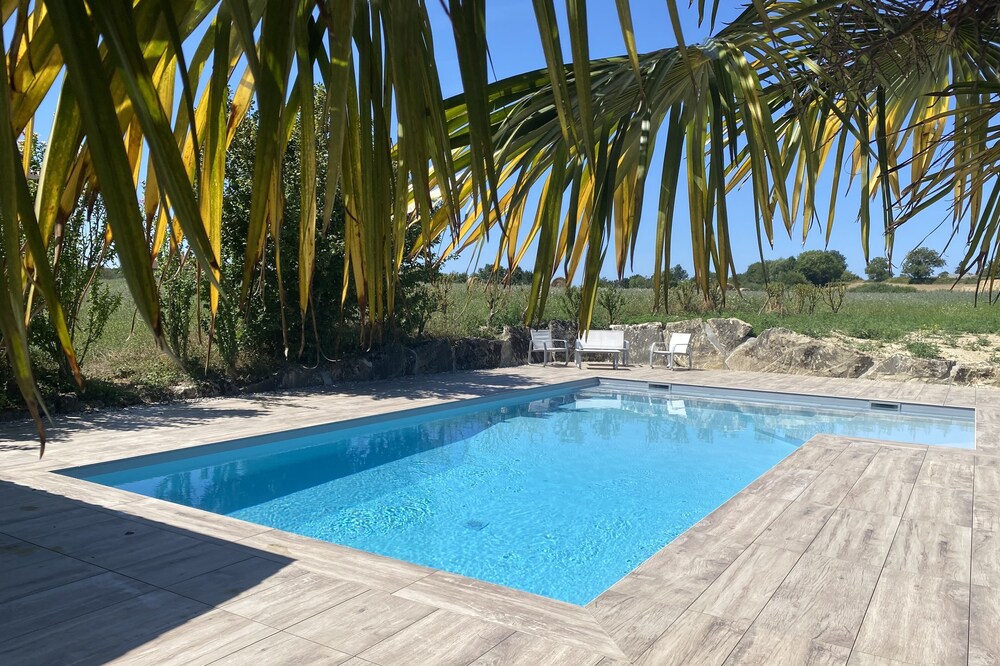 Villa surrounded by nature near Lyon