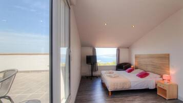 2 slaapkamers, een strijkplank/strijkijzer, wifi, beddengoed