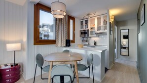 Unclassified image, 5 of 11, button - Tignes Val Claret: 2-Room Apt, Sleeps 4, Renovated & Near Slopes (Tignes)