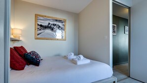 Unclassified image, 3 of 11, button - Tignes Val Claret: 2-Room Apt, Sleeps 4, Renovated & Near Slopes (Tignes)