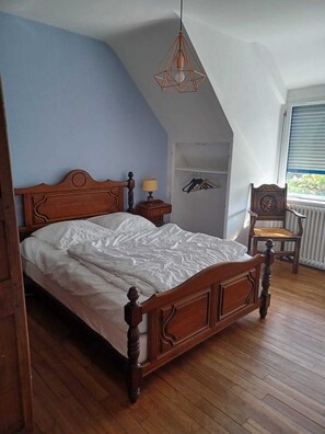 5 chambres, fer et planche Ă repasser, Wi-Fi gratuit, draps fournis
