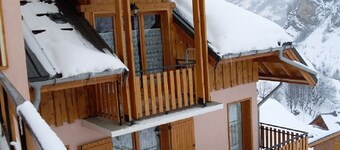 Chalet casi au pied des pistes ! à 800m du télésièges