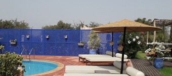 Superb Villa sleeps 10, 13km from the ocean