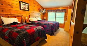 2 室のベッドルーム、アイロン / アイロン台、WiFi (無料)、ベッドシーツ