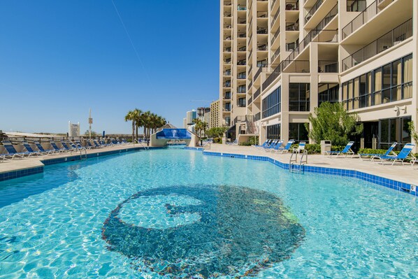 Indoor pool, outdoor pool