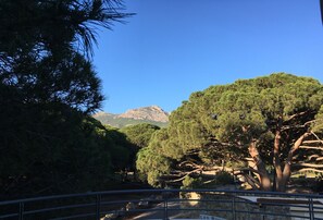 View from property - Magnificent new design T5 apartment, 100m2 of terrace 150m from the sea (calvi)