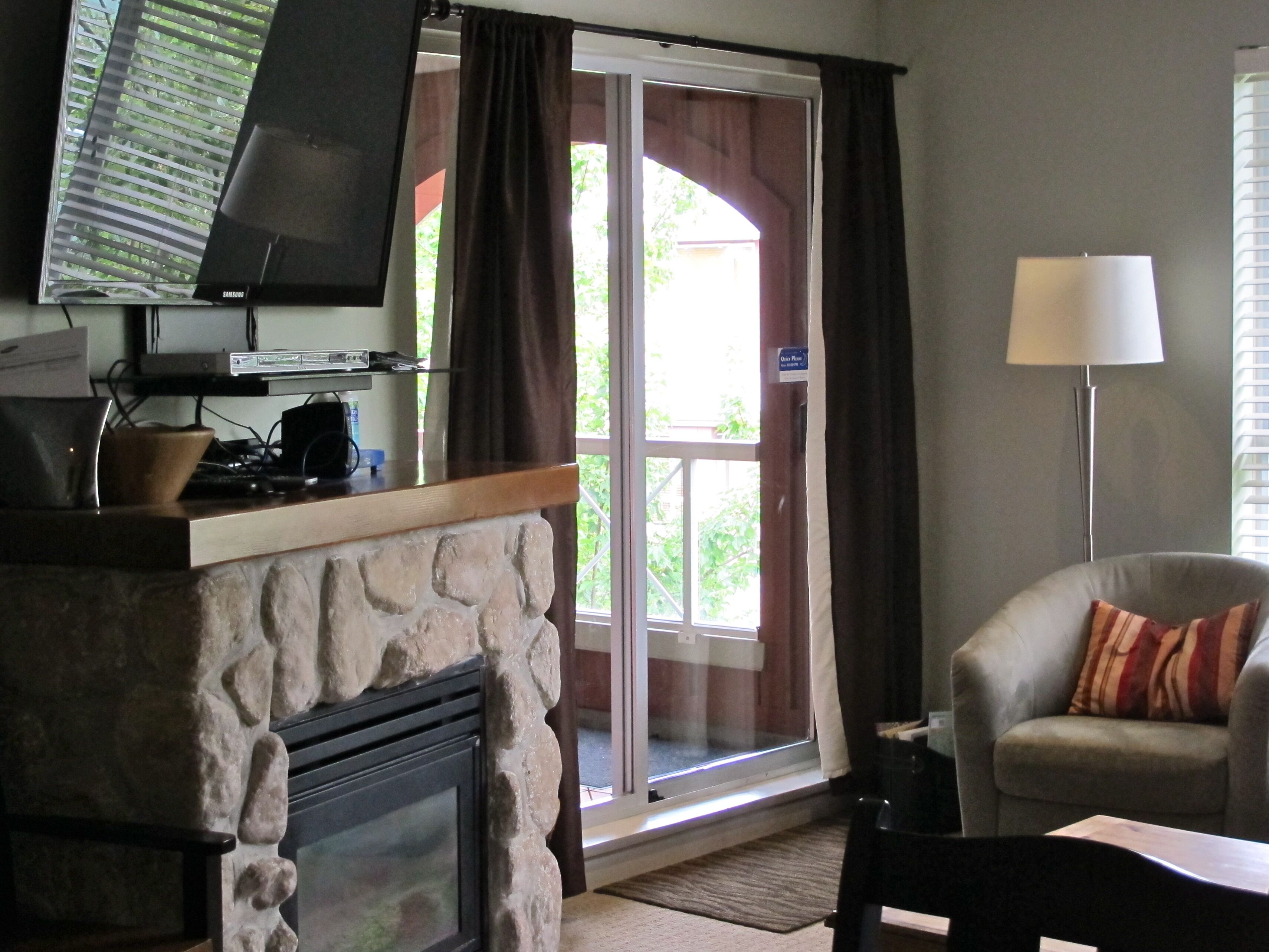 Top Floor, Renovated Condo with Village & Mountain Views