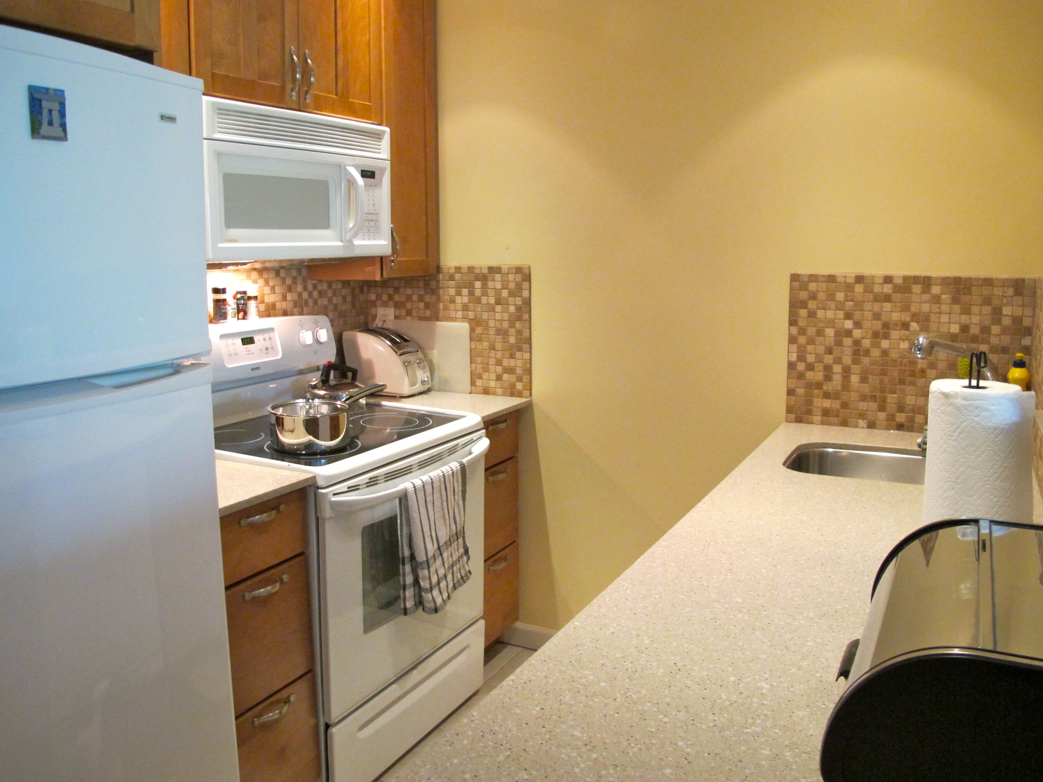 Top Floor, Renovated Condo with Village & Mountain Views