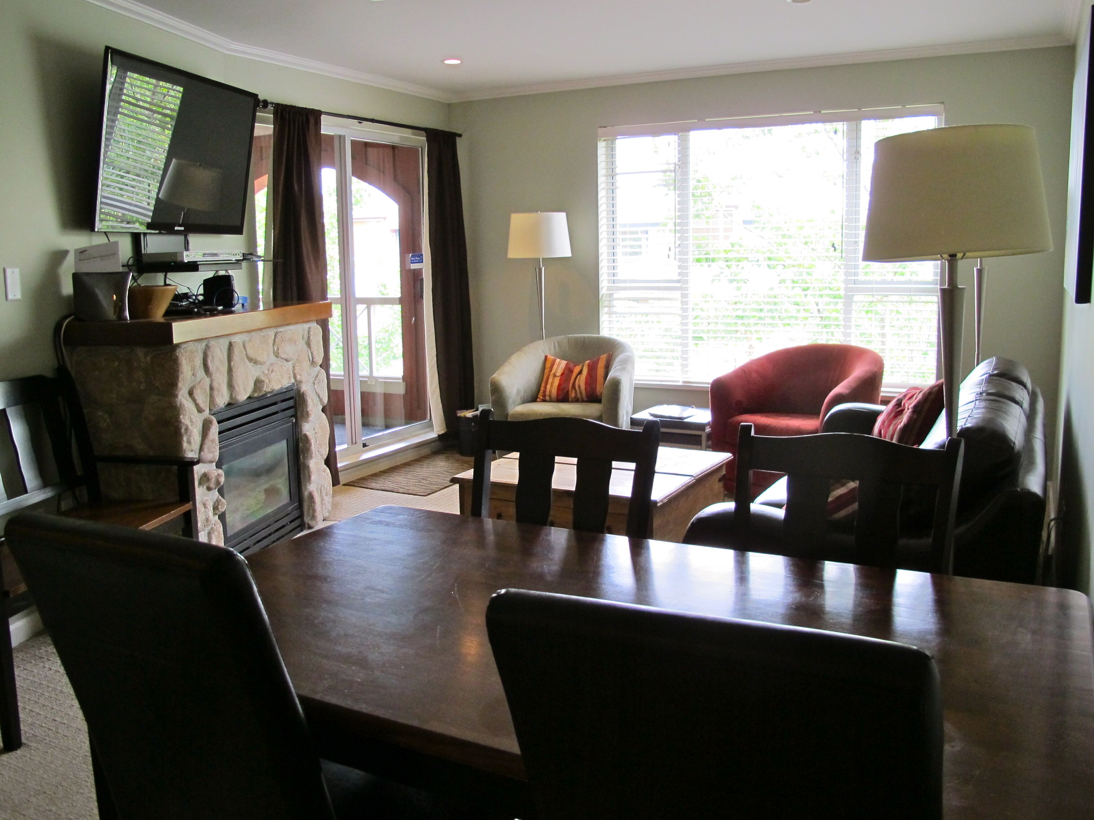 Top Floor, Renovated Condo with Village & Mountain Views