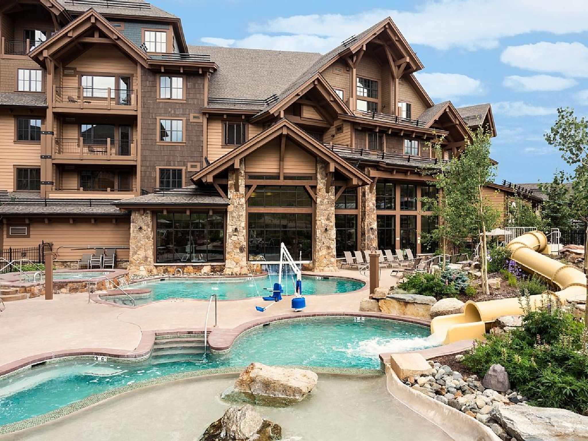 Innenpool, Außenpool