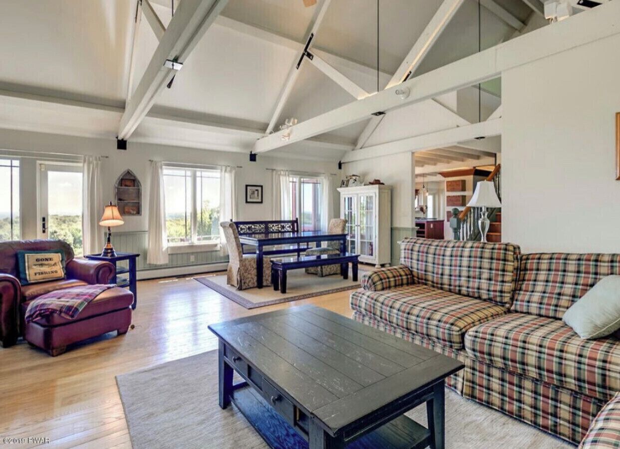 Smart-TV, peis og stereoanlegg