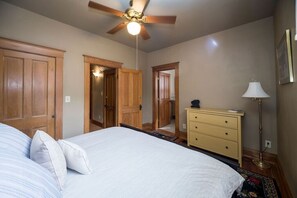 3 Schlafzimmer, Bügeleisen/Bügelbrett, kostenloses WLAN, Bettwäsche