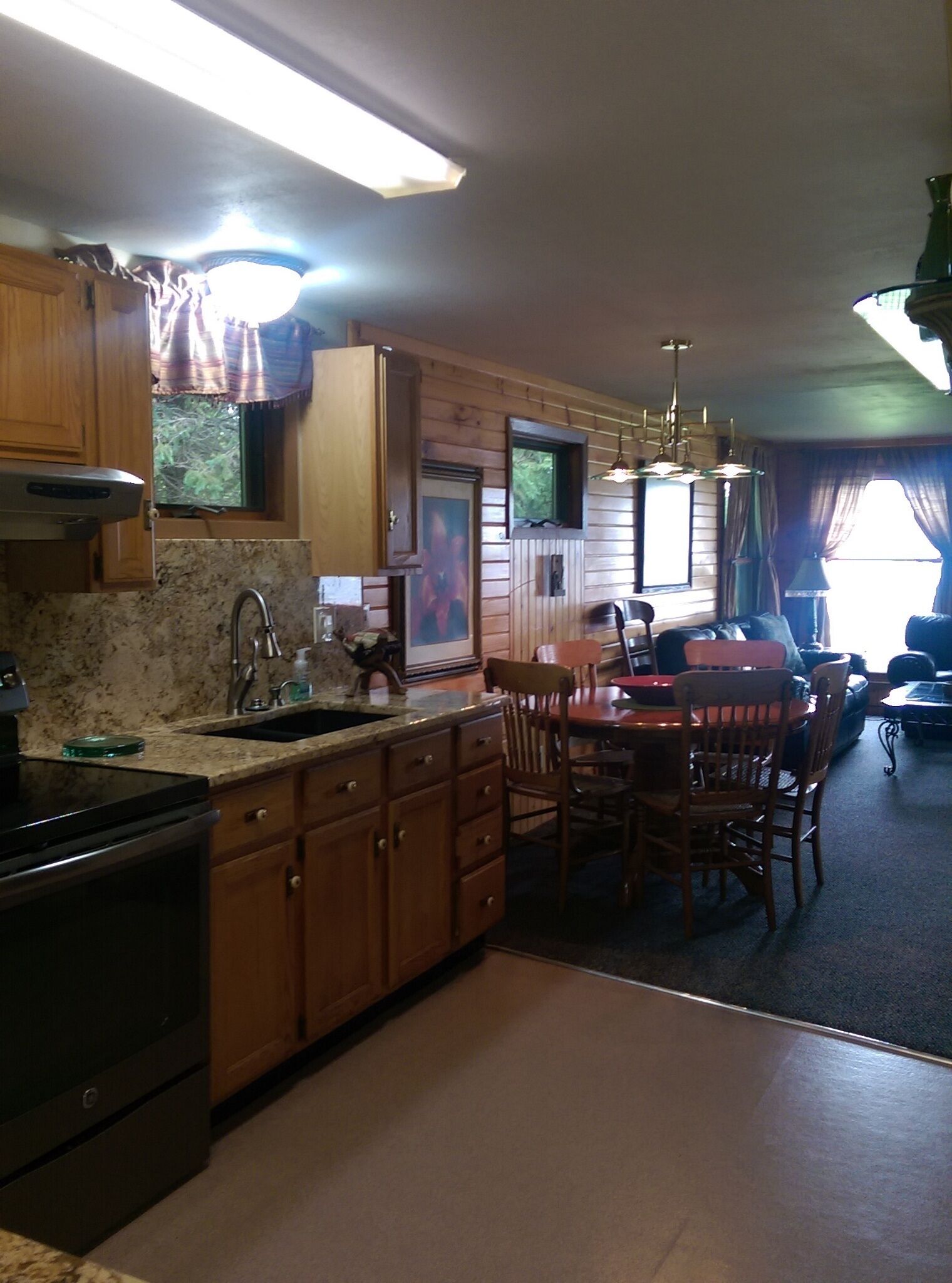 Beautiful Waterfront Retreat on Sturgeon Bay, Private Dock, Weekly Rate Discount