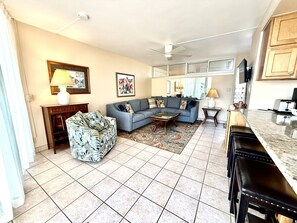 TV - Kamaole Nalu 603: Top Floor Haven w/ Stunning Ocean Views & Awesome Beach Access (Kihei, Maui)