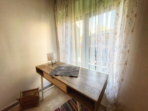 Interior - The Dockside Dwelling Corfu island (Kerkira)