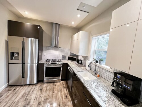 Modern South Portland Luxury Condo Offering City & Mountain Views