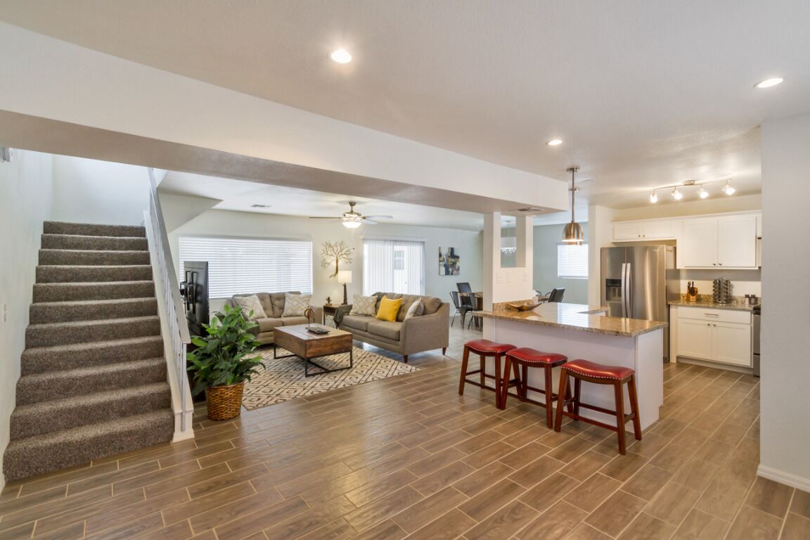 Desert Oasis Heated Pool  BBQ 20 minutes to Scottsdale, Kierland,  Mayo, Airport