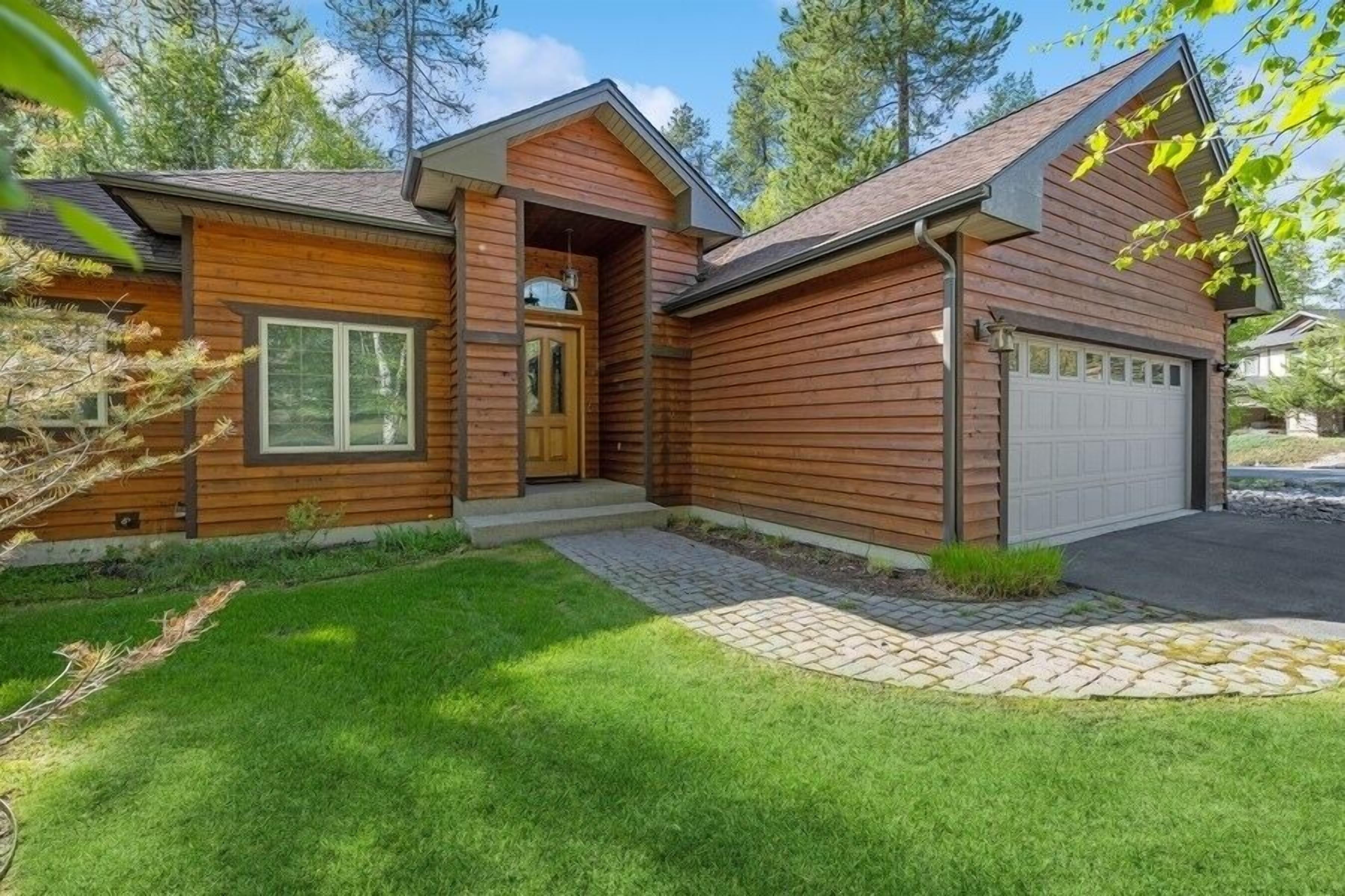Meadow Lake Villa - Glacier Retreat Home & Stunning Meadow Lake Views