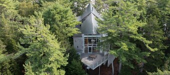 4 Bed (Sleeps 8) persons Vacation Rental with cottage, private dock and beach.