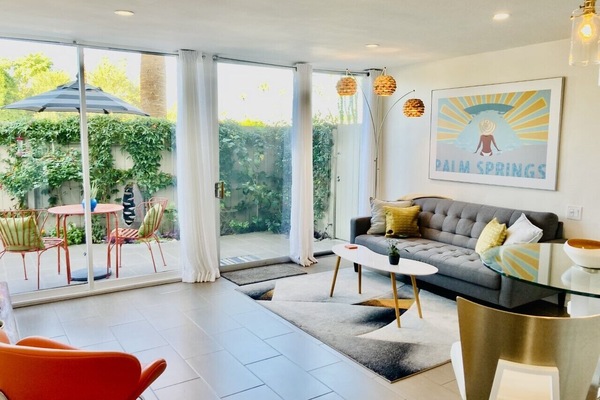 リビング エリア