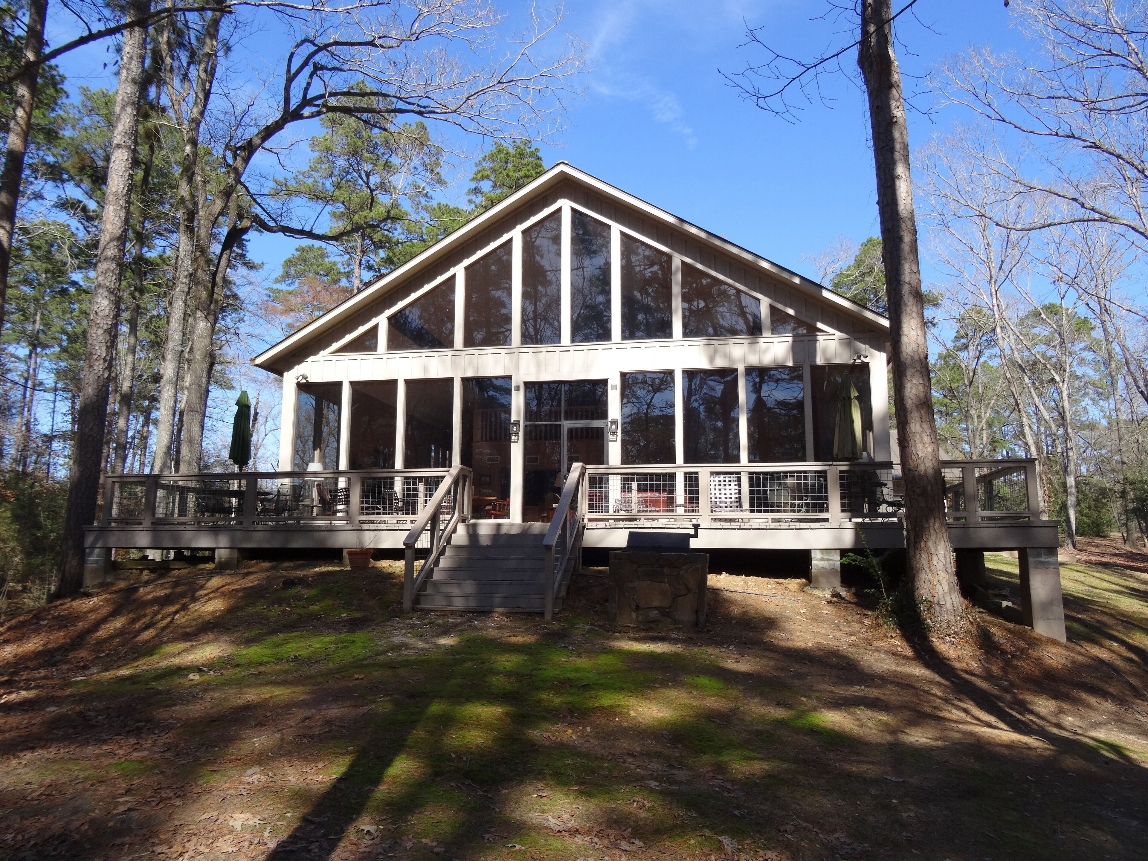 Timberview Lodge - Wooded East Texas views