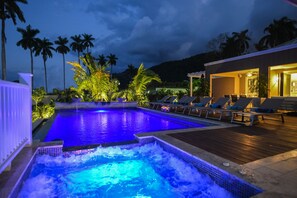 Piscine extérieure
